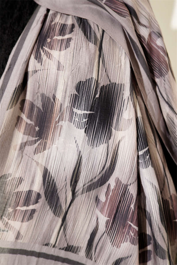 Watercolor Pattern Bamboo Crush Scarf Stone Grey