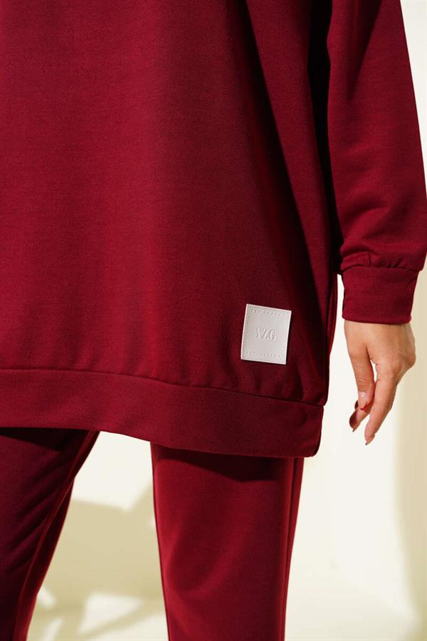 Basic 2 Piece Set with Emblem Detail, Burgundy