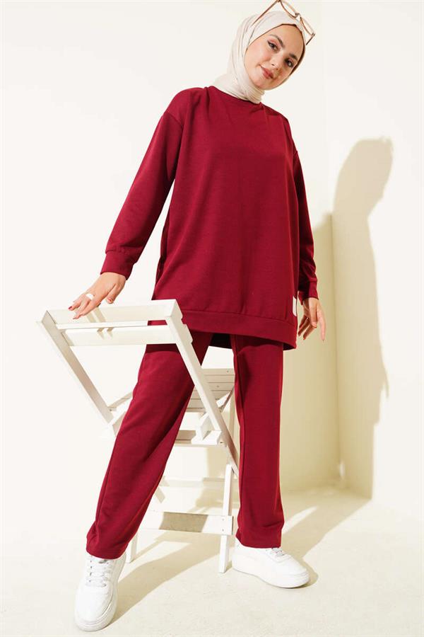 Basic 2 Piece Set with Emblem Detail, Burgundy