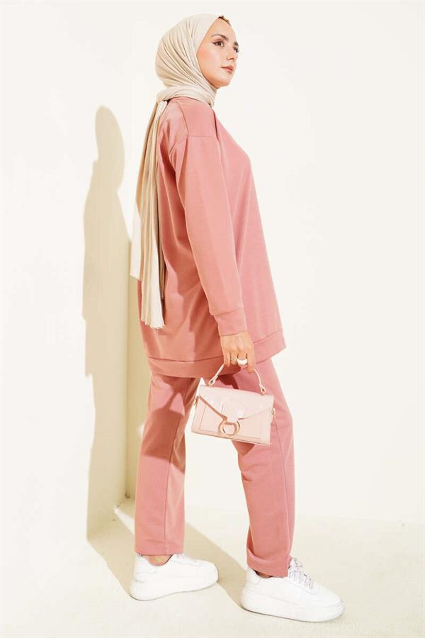 Basic 2 Piece Set with Emblem Detail Dusty Rose