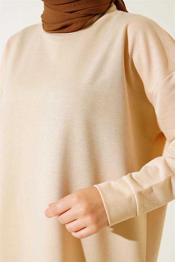 Crest Detailed 2 Piece Set Beige