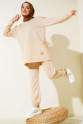 Crest Detailed 2 Piece Set Beige
