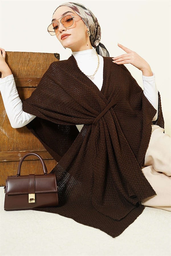 Asymmetrical Cut Knitted Poncho, Brown