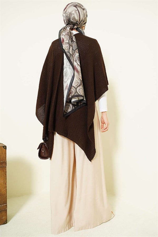 Asymmetrical Cut Knitted Poncho, Brown