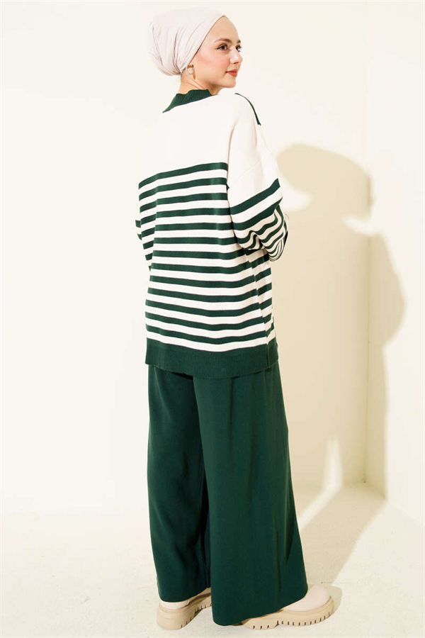 Scarf Detail Striped Knit 2 Piece Set Emerald