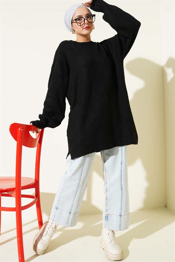 Diamond Embossed Soft Knit Tunic Black