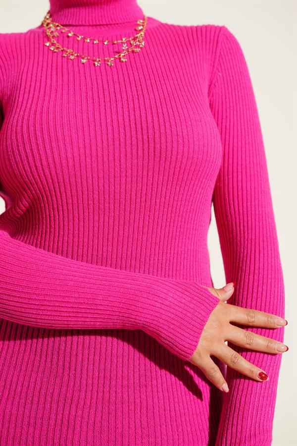 Turtleneck Finger-Tucked Knit Sweater Fuchsia