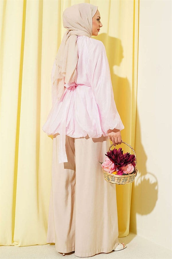 Pink Balloon Sleeve Tunic with Gold Buckle Belt
