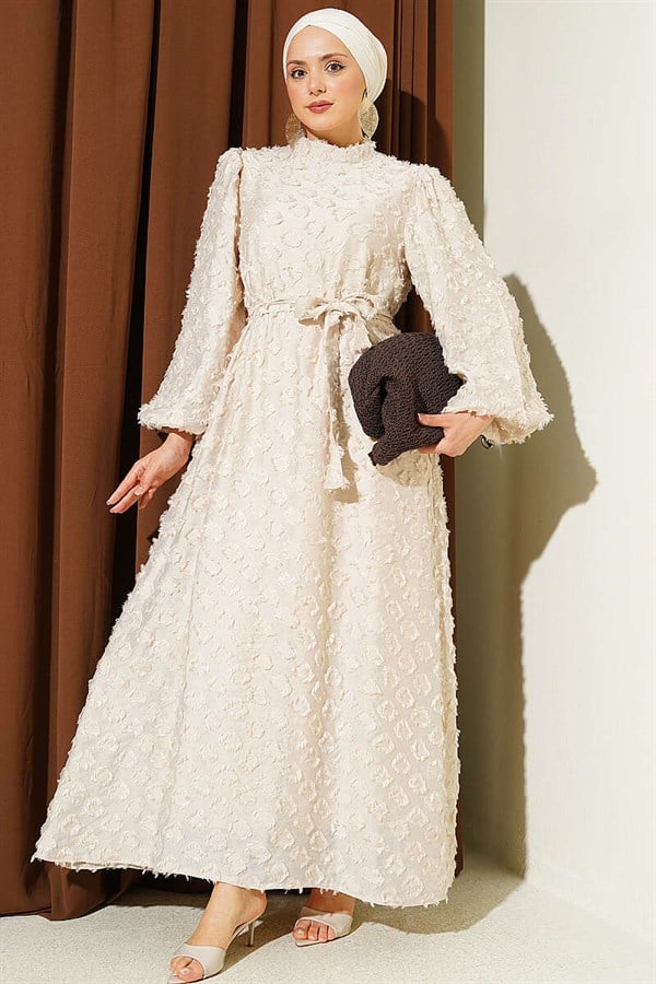 Balloon Sleeve Ring Bearded Dress Beige