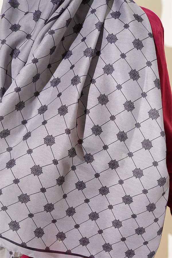 Baroque Motif Soft Shawl Grey