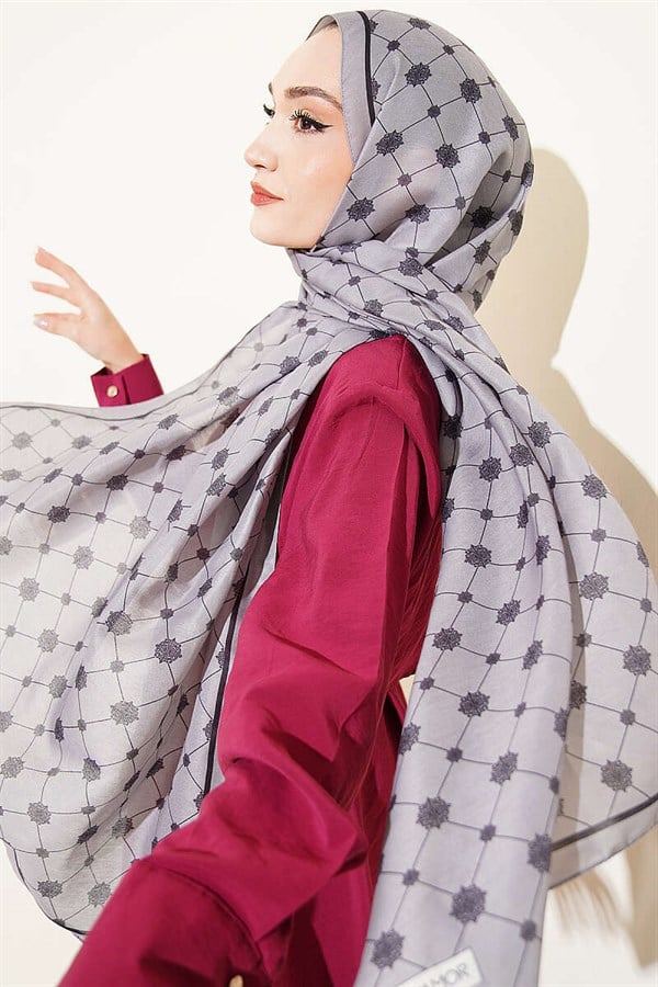 Baroque Motif Soft Shawl Grey
