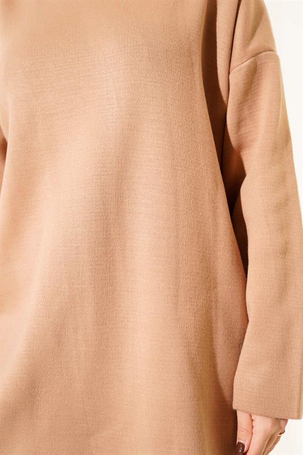 Basic Crew Neck Plain Knit Tunic Latte
