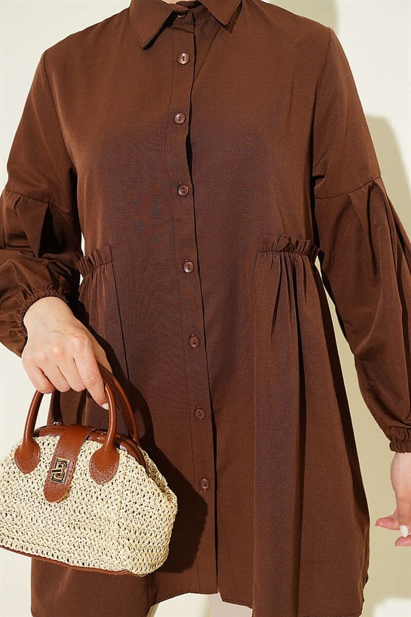 Waist-Gathered, Sleeve-Pleated Shirt, Brown