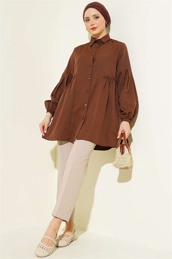 Waist-Gathered, Sleeve-Pleated Shirt, Brown