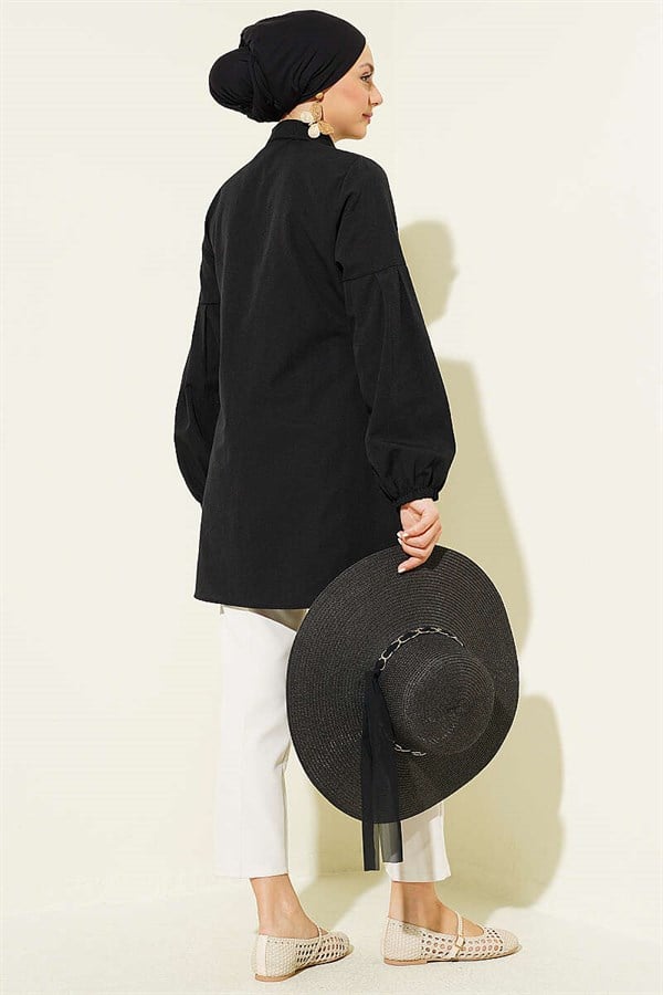Black Shirt with Gathered Waist and Pleated Sleeves