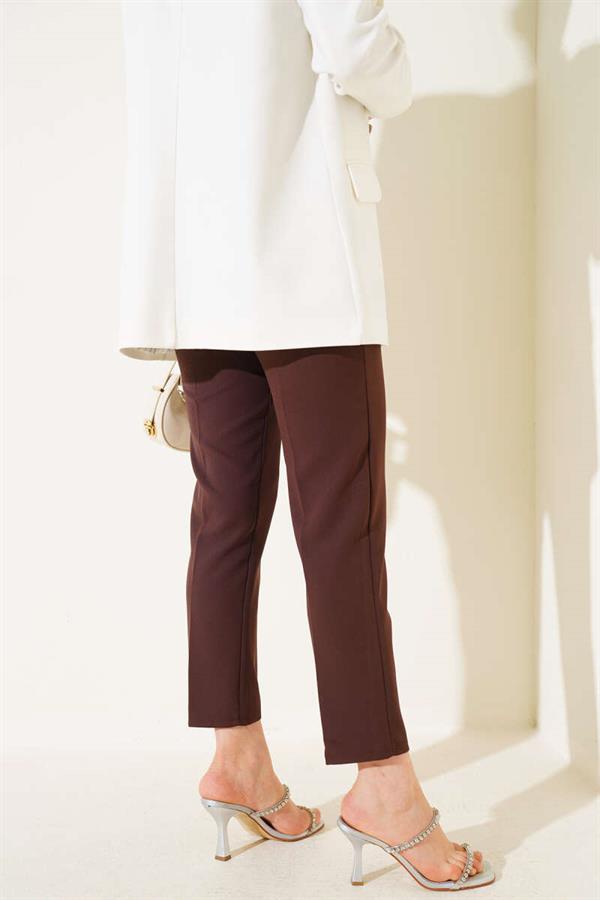 Waist-Slit Skinny Leg Fabric Trousers Brown