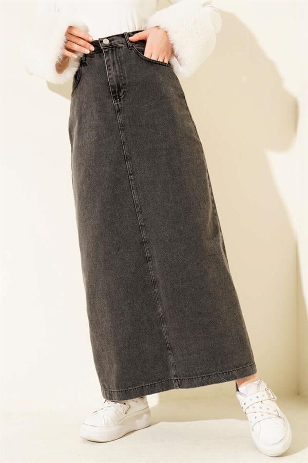 Dark Gray Denim Skirt with Buttoned Waist and Pockets
