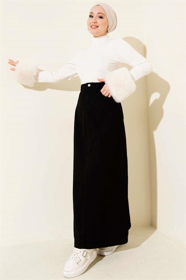 Black Denim Skirt with Buttoned Waist and Pockets