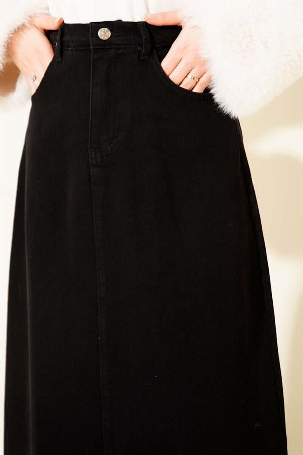 Black Denim Skirt with Buttoned Waist and Pockets