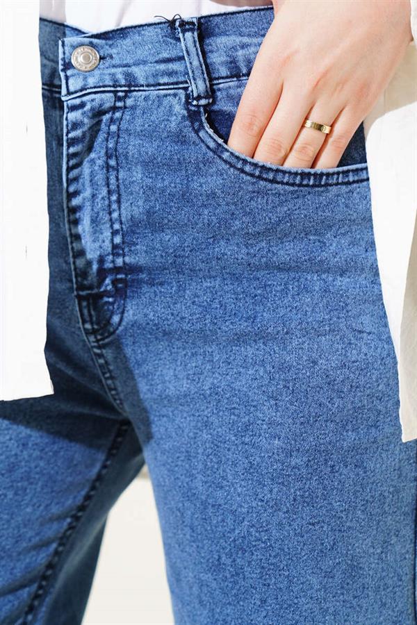 Buttoned Waist Wide Leg Jeans Denim Blue