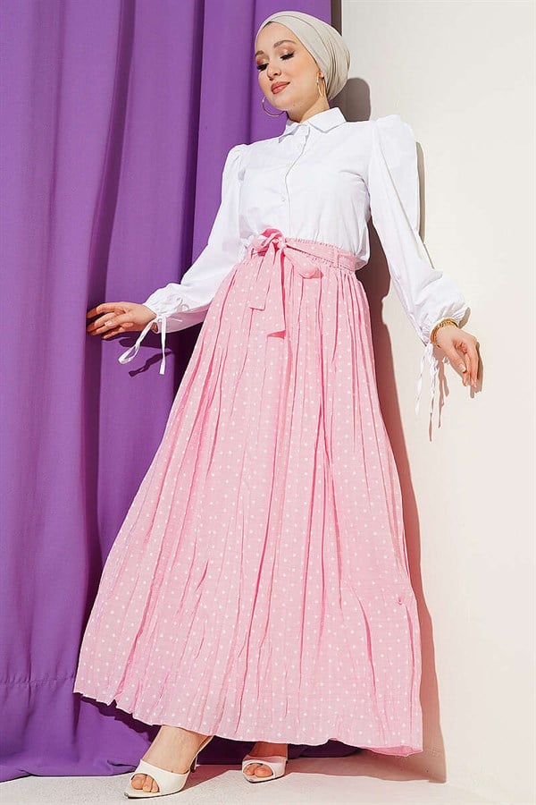 Pink Polka Dot Pleated Skirt with Belt