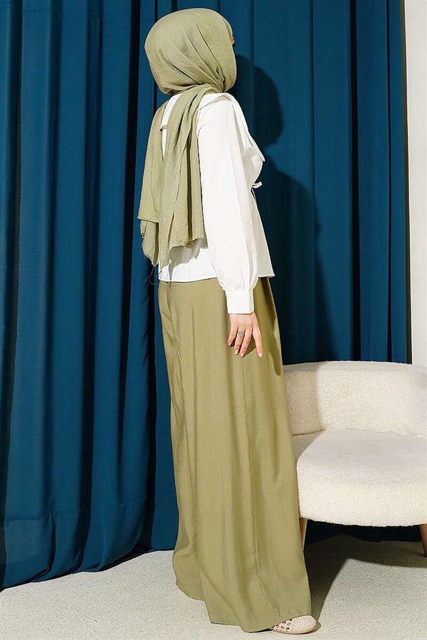Short Shirt with Elastic Waist and Peter Pan Collar, Ecru
