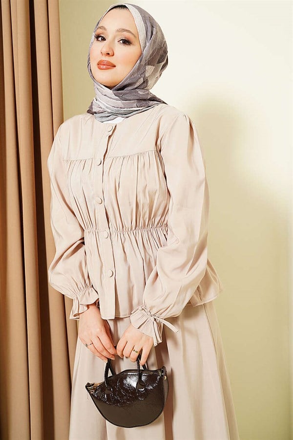 2 Piece Set with Elastic Waistband and Gathered Skirt (in stone)