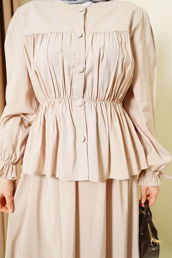 2 Piece Set with Elastic Waistband and Gathered Skirt (in stone)