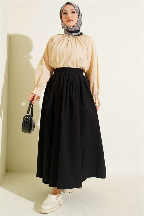 Black Poplin Skirt with Elastic Waist and Pockets