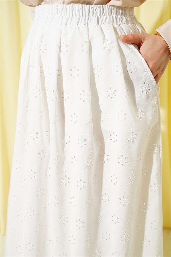 Ecru Floral Embroidered Skirt with Elastic Waistband