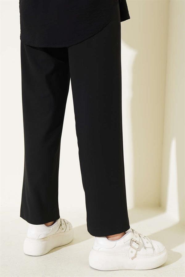 Elastic Waist Slim Leg Trousers Black