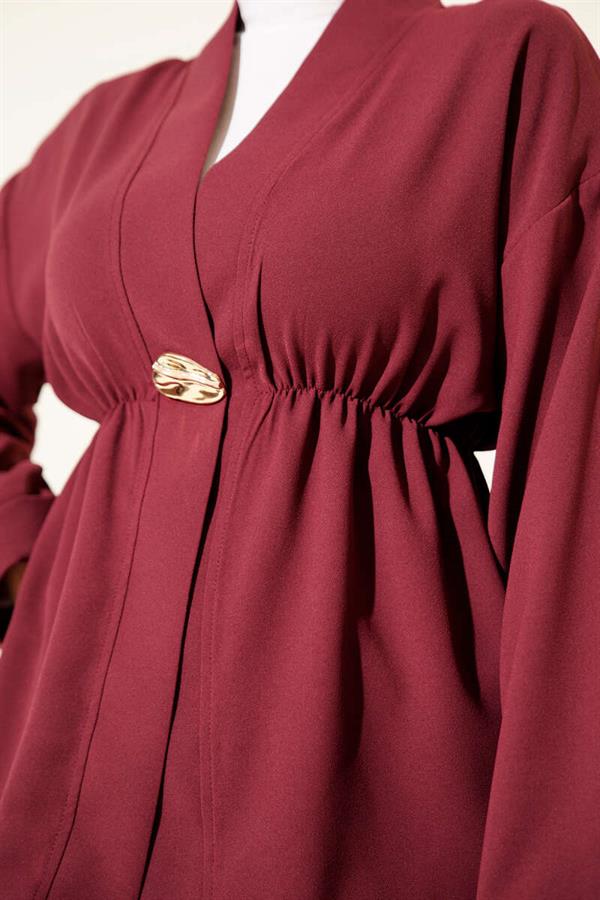 2 Piece Set in burgundy with elasticated waist and gold accessories.
