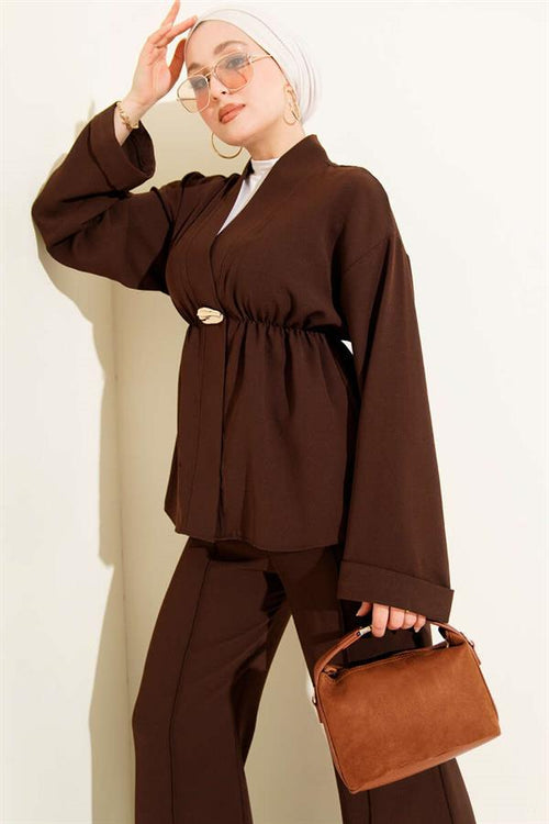 2 Piece Set with elastic waistband and gold accessories, coffee brown.