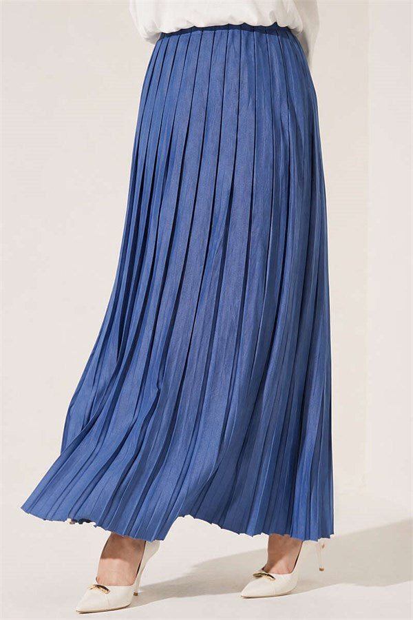 Indigo Skirt with Elastic Waist and Pleated Details