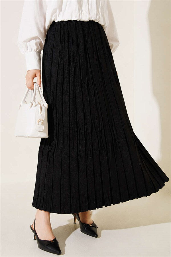 Black Skirt with Elastic Waist and Pleated Details