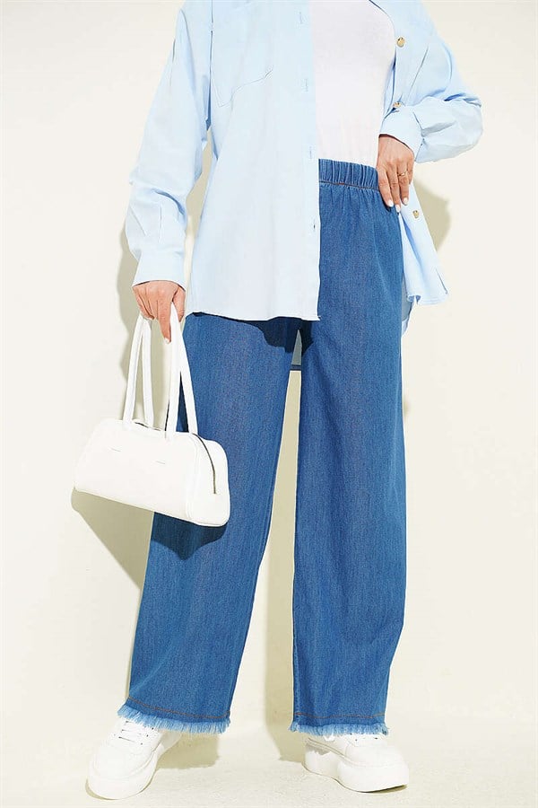 Elastic Waist Fringed Hem Jeans Denim