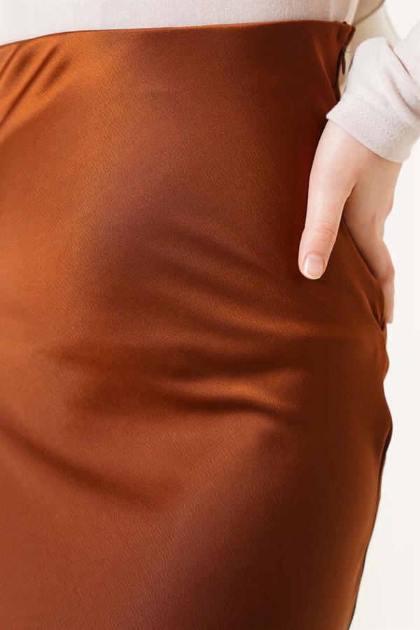 Elastic Waist Satin Skirt Brown