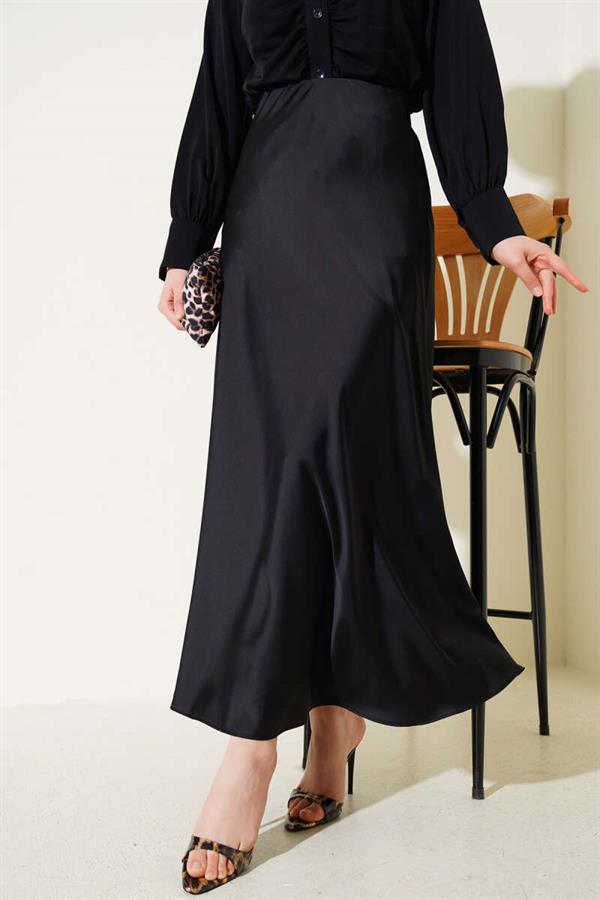 Elastic Waist Satin Flared Skirt Black