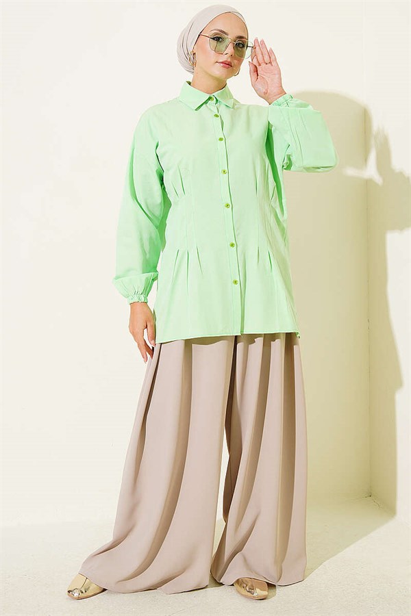 Shirt with Waist Darts and Elastic Cuffs, Aqua Green