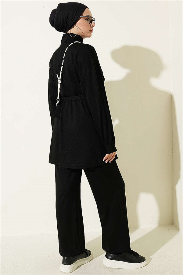 Two-Piece Set with Waist Darts and Zipper, Black