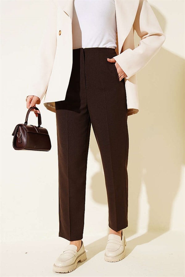 Carrot Pants with Waist Darts, Brown