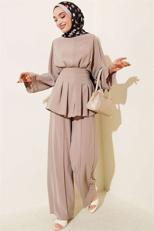 Waist-pleated Belted 2 Piece Set, Beige