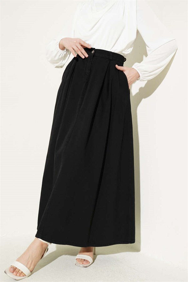Black Denim Skirt with Pleated Waist and Pockets
