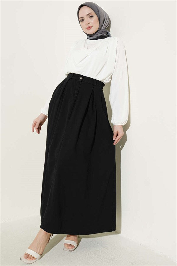 Black Denim Skirt with Pleated Waist and Pockets