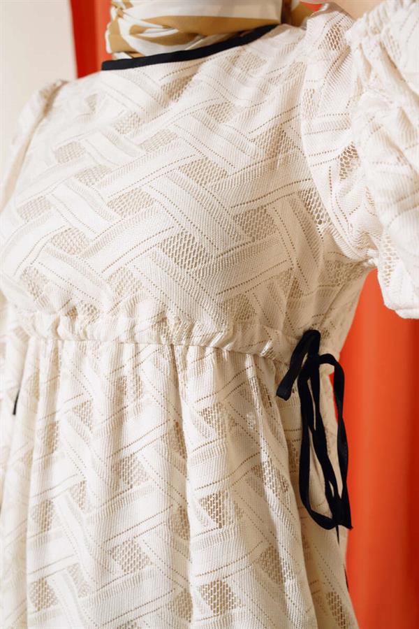 Waist Tunnel Lace Dress Beige