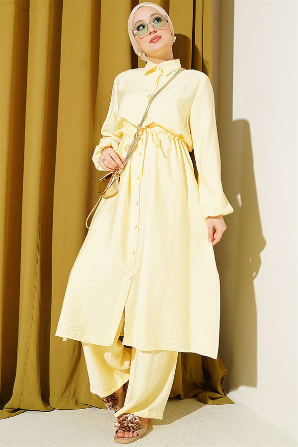 2 Piece Set with Waist Tunic and Long Collar, Yellow