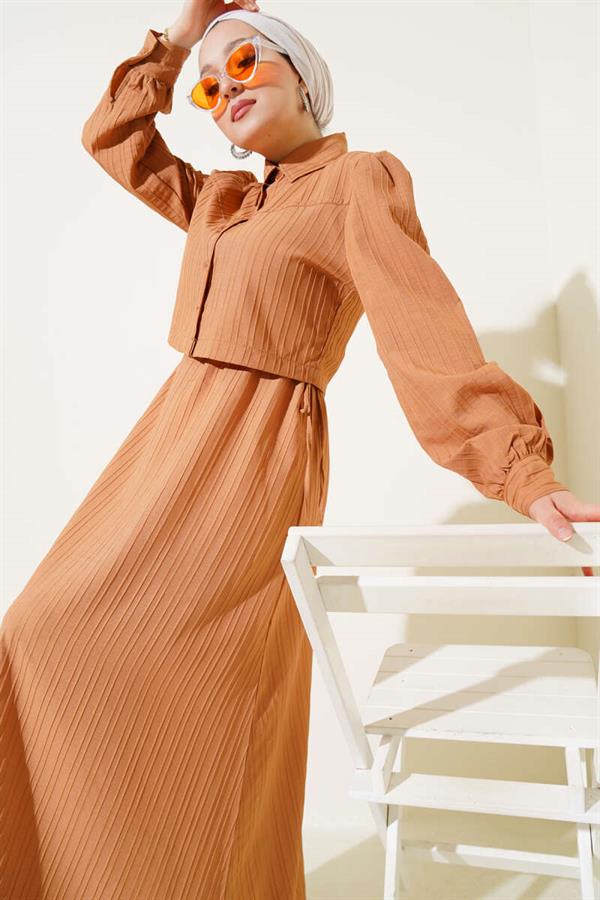 Waist Tunnel Embossed Striped Vest 2 Piece Set 2 Piece Set Latte