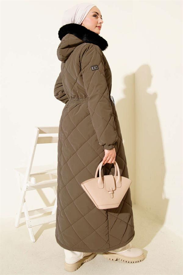 Waist Tunnel Hooded Quilted Coat Brown