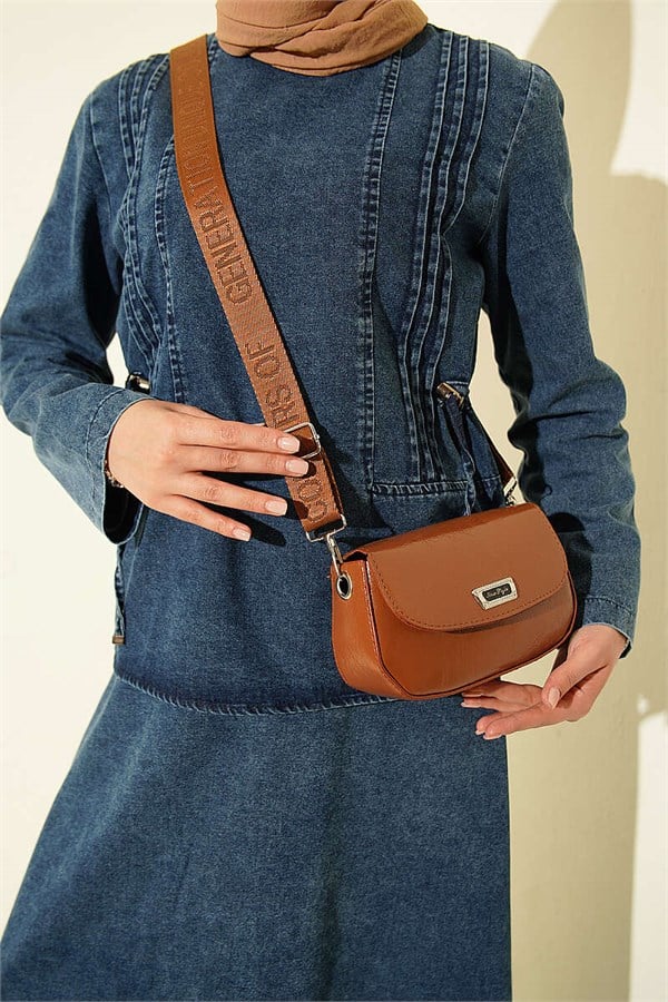 2 Piece Set with ribbed skirt and belt loop, denim blue.