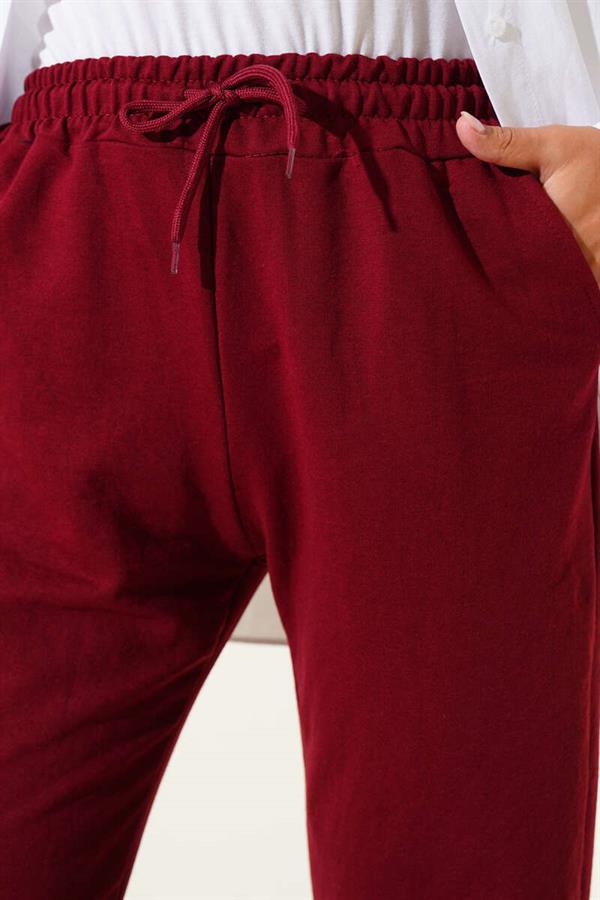 Elastic Waist and Ankle Jogger Pants Burgundy